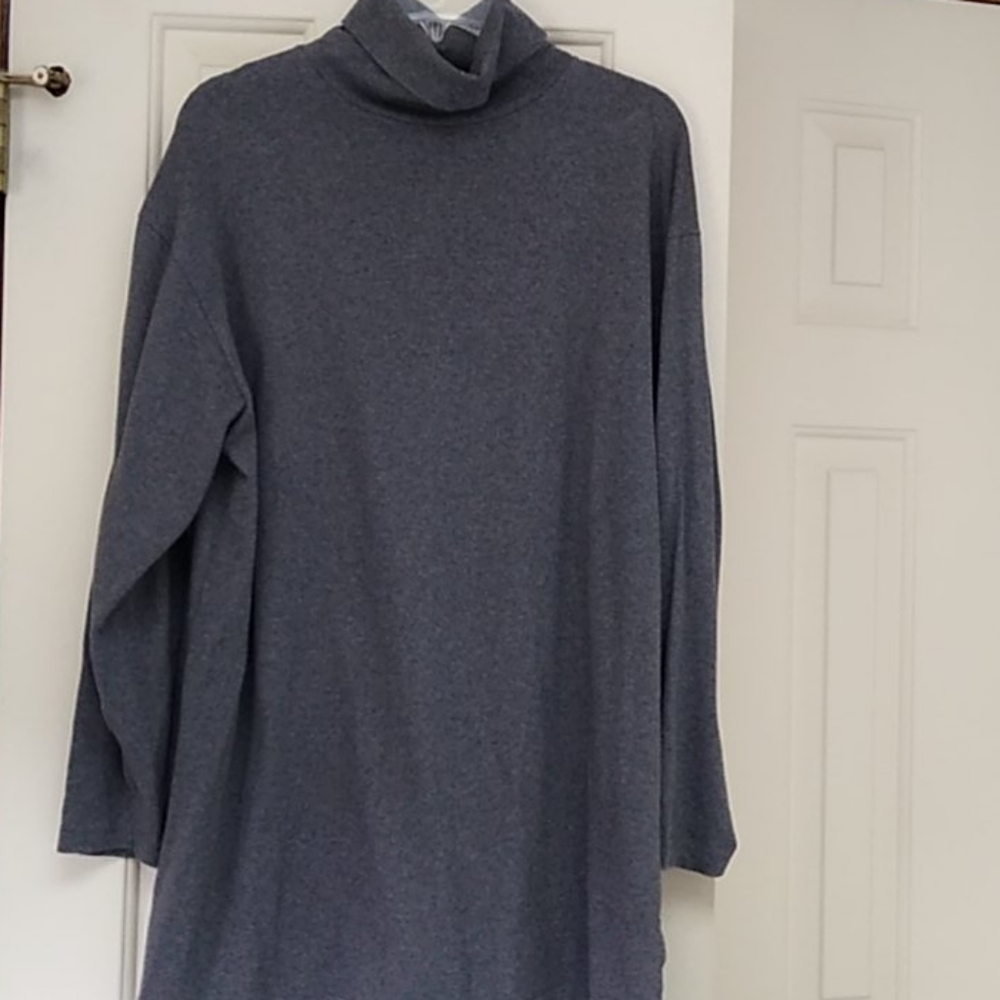 Moda International charcoal tunic top